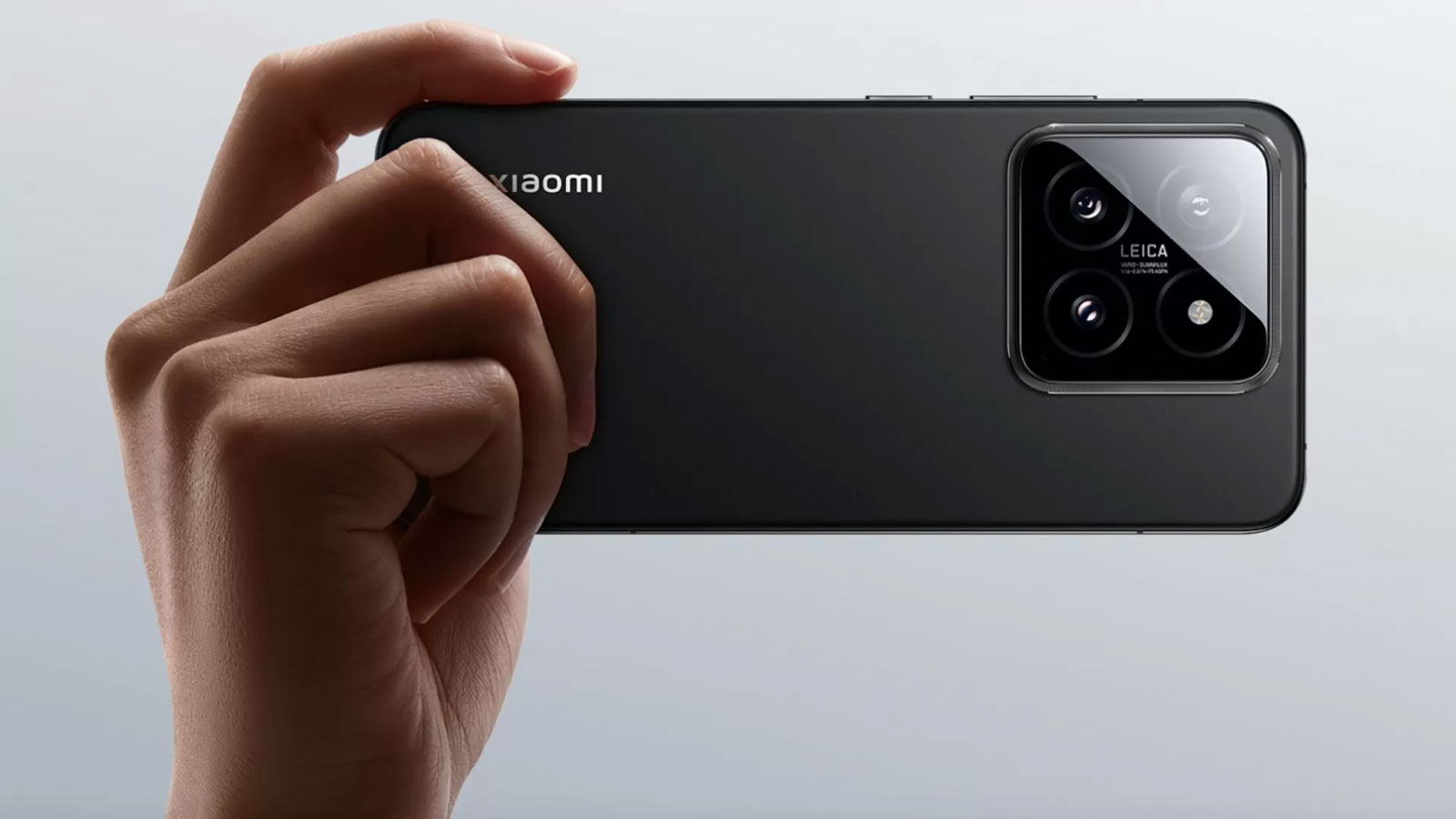شیائومی ۱۴ اولترا از دوربین زیر صفحه نمایش استفاده می‌کند